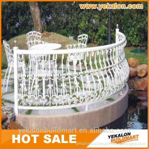 Free sample 2015 Latest design wrought cast iron fence